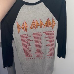 def lepard concert long sleeve